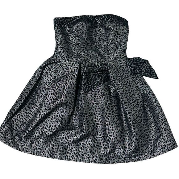 Women’s Charlotte Russe Silver Leopard Mini Dress Size Medium - Picture 7 of 14
